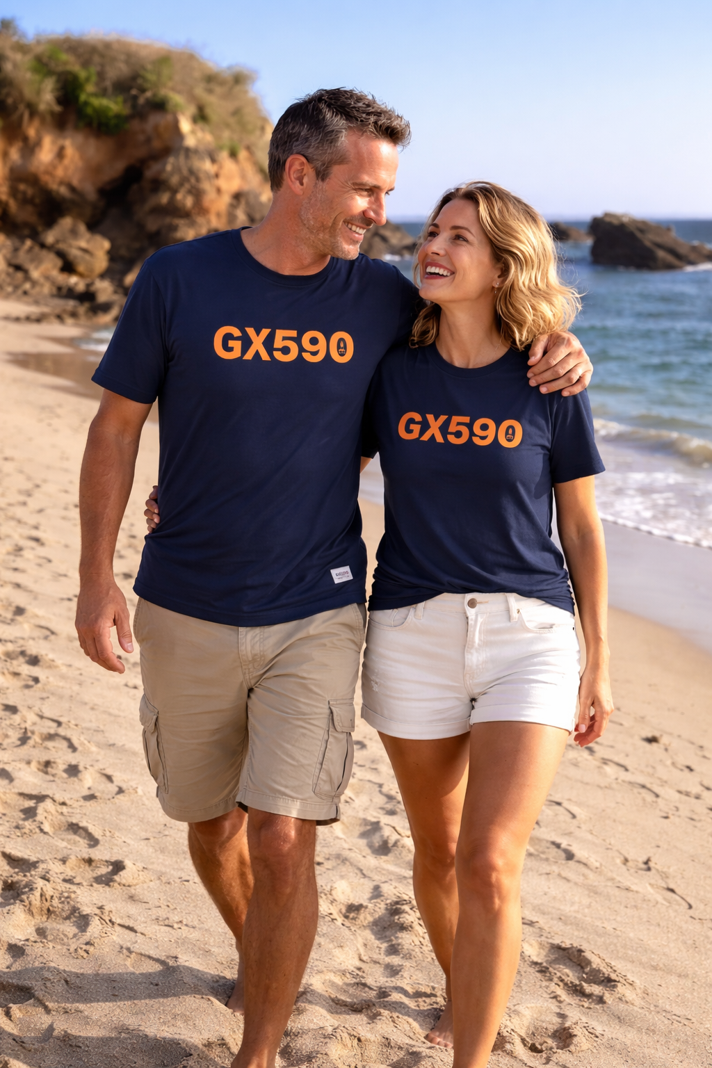 T-shirt GX590 bleu-marine et Orange Pop 2026